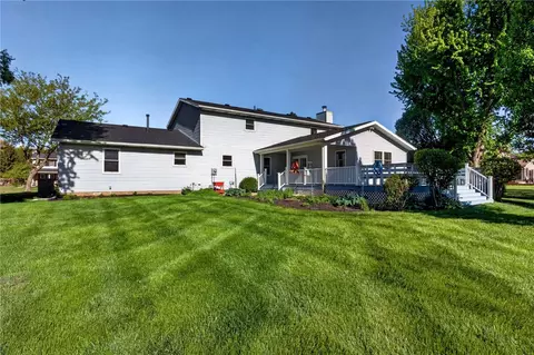 Exterior - 3722 Marbella Ave, Springfield, OH 45502 photo 8 of 16