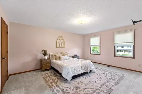 Bedroom - 3722 Marbella Ave, Springfield, OH 45502 photo 3 of 11