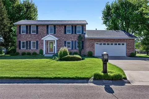 Exterior - 3722 Marbella Ave, Springfield, OH 45502 photo 2 of 16