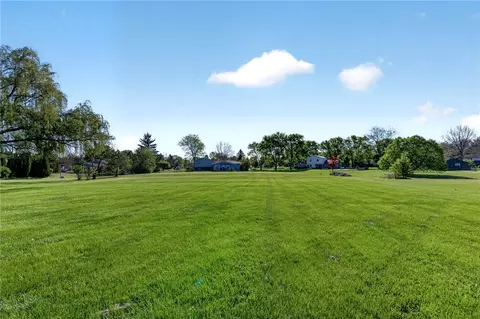 Exterior - 3722 Marbella Ave, Springfield, OH 45502 photo 7 of 16