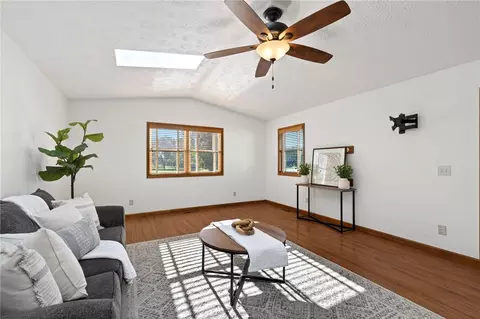Living - 3722 Marbella Ave, Springfield, OH 45502 photo 8 of 11