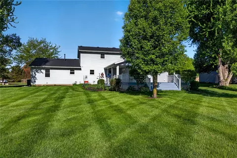 Exterior - 3722 Marbella Ave, Springfield, OH 45502 photo 9 of 16