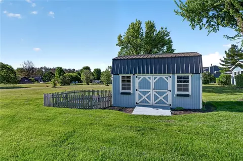Exterior - 3722 Marbella Ave, Springfield, OH 45502 photo 6 of 16