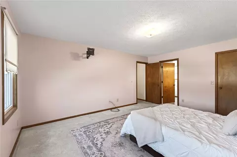 Bedroom - 3722 Marbella Ave, Springfield, OH 45502 photo 4 of 11