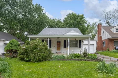 737 N 11th St, Miamisburg, OH 45342