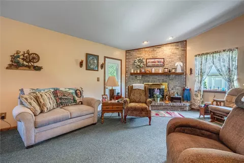 Living - 9274 Amchar Ct, Centerville, OH 45458 photo 1 of 3