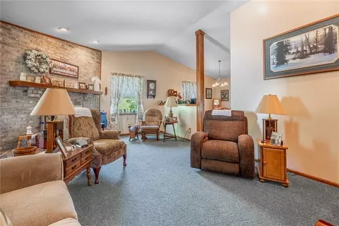 Living - 9274 Amchar Ct, Centerville, OH 45458 photo 2 of 3