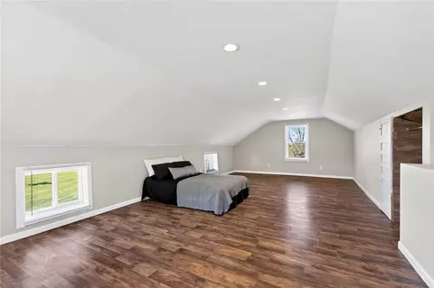 Bedroom - 3776 Shank Rd, Hamilton, OH 45013 photo 4 of 7