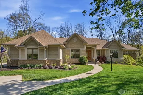 1786 Richland Rd, Xenia, OH 45385