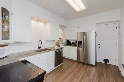 Kitchen - 1509 Constance Ave, Kettering, OH 45409 photo 3 of 4