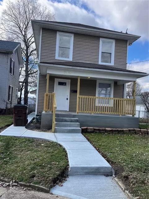 712 Poplar St, Middletown, OH 45044