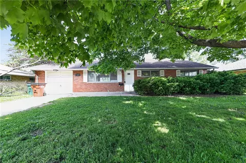 3883 Elmira Dr, Kettering, OH 45439