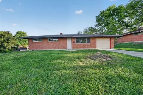 6051 Longford Rd, Huber Heights, OH 45424