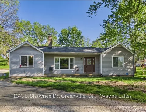 1143 S Shawnee Dr, Greenville, OH 45331