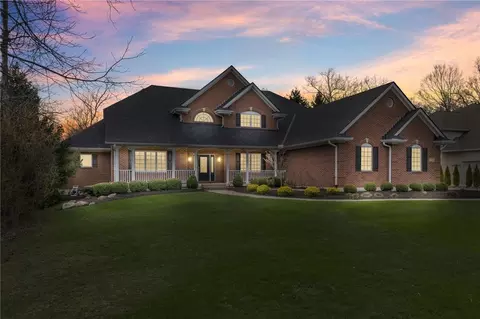 7701 Woodbridge Ct, Springboro, OH 45066