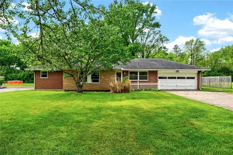 9860 Wolf Creek Pike, Dayton, OH 45426