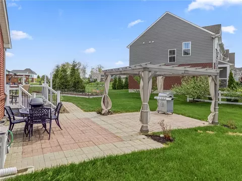 Exterior - 9448 Aspen Brook Ct, Centerville, OH 45458 photo 3 of 3