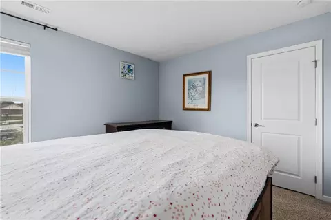 Bedroom - 9448 Aspen Brook Ct, Centerville, OH 45458 photo 5 of 10