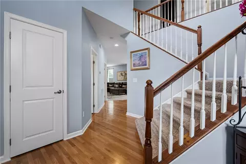 Entry Way - 9448 Aspen Brook Ct, Centerville, OH 45458 photo 3 of 8