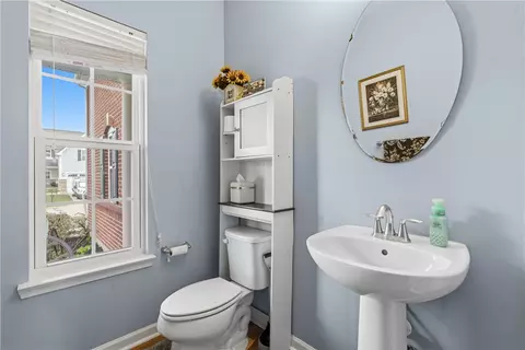 Bath - 9448 Aspen Brook Ct, Centerville, OH 45458 photo 1 of 5