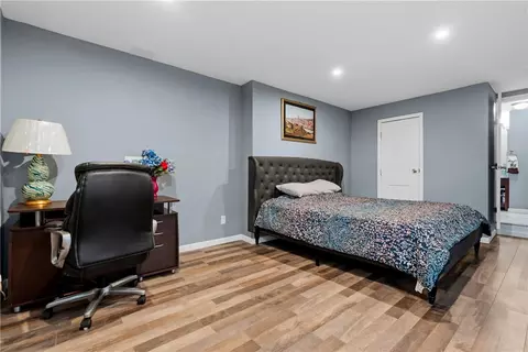 Bedroom - 9448 Aspen Brook Ct, Centerville, OH 45458 photo 10 of 10