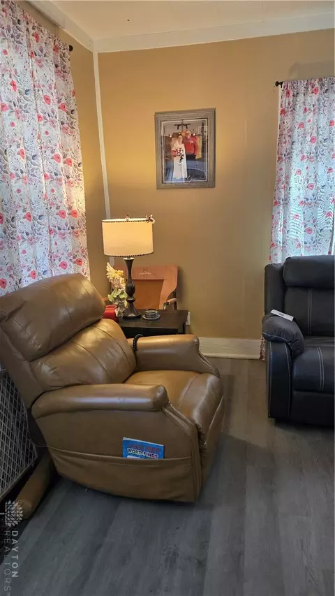 1102 Hughes St, Middletown, OH 45042