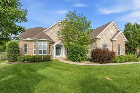 7267 Clawson Ct, West Chester, OH 45069
