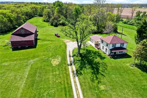 3972 Tipp Eliz Rd, Tipp City, OH 45371