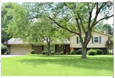 5540 Peters Rd, Tipp City, OH 45371