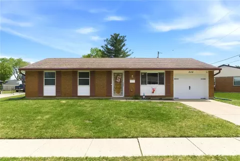 444 Scarborough Ct, New Lebanon, OH 45345
