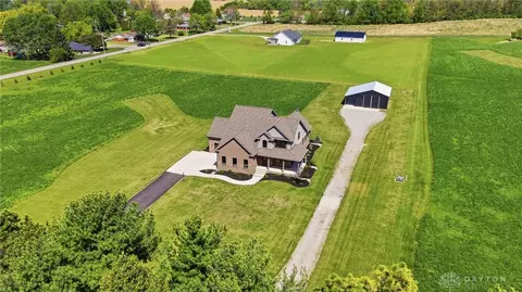 1030 Stevenson Rd, Xenia, OH 45385