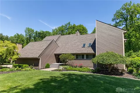 7655 S Winding Way, Tipp City, OH 45371