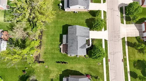 View/Area - 10215 Morgan Grey Ct, Washington Township, OH 45458 photo 3 of 4