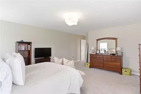 Bedroom - 10215 Morgan Grey Ct, Washington Township, OH 45458 photo 2 of 8