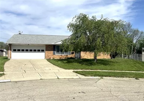 1990 Herky Pl, Fairborn, OH 45324