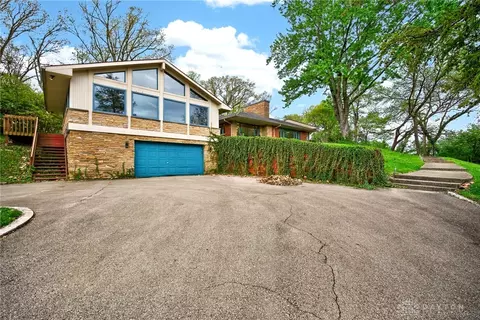 Exterior - 3183 Locust Camp Rd, Kettering, OH 45419 photo 1 of 19