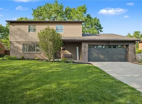917 Garrison Ave, Kettering, OH 45429