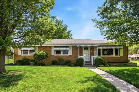 10 Nancy Ln, Hamilton, OH 45013