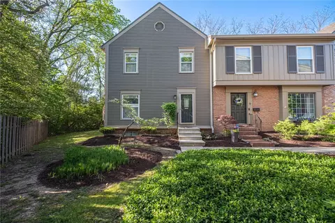 11 Nicholson Ct, Dayton, OH 45459