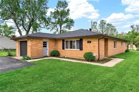 19 Gloria Ave, New Lebanon, OH 45345
