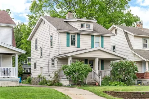 2133 S Smithville Rd, Dayton, OH 45420