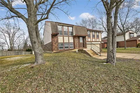 2531 Windsor Village Dr, Miamisburg, OH 45342