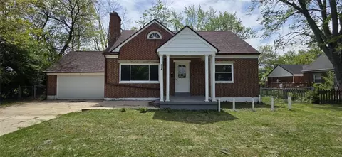 804 E Stroop Rd, Dayton, OH 45429