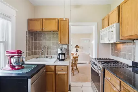 1382 W Galbraith Rd, Cincinnati, OH 45231 photo 9