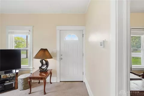 1382 W Galbraith Rd, Cincinnati, OH 45231 photo 3