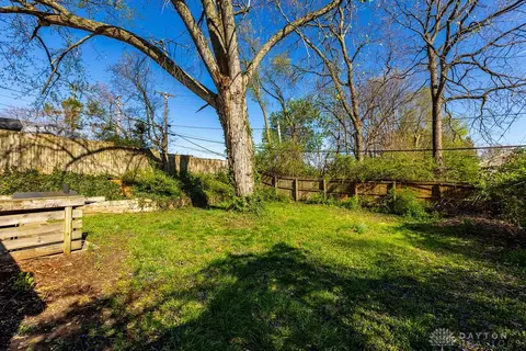Exterior - 1537 Cardington Rd, Dayton, OH 45409 photo 6 of 7