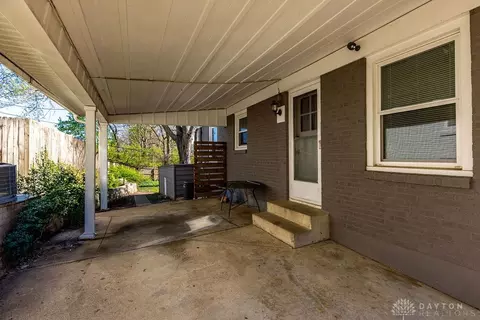Exterior - 1537 Cardington Rd, Dayton, OH 45409 photo 3 of 7