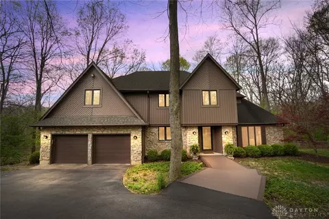 430 Leander Dr, Springfield, OH 45504