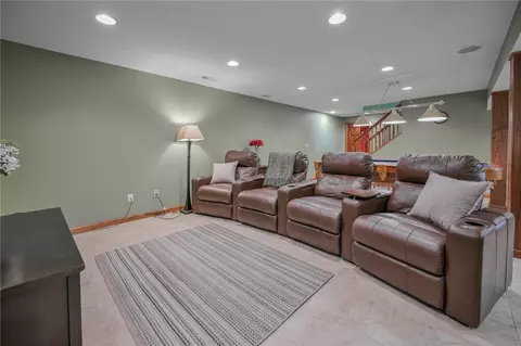 660 W Eva Cir, Springfield, OH 45504 photo 42