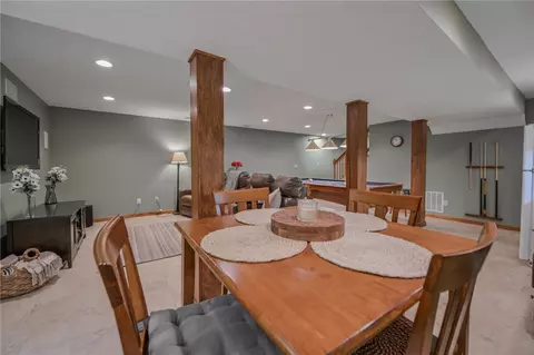 660 W Eva Cir, Springfield, OH 45504 photo 41